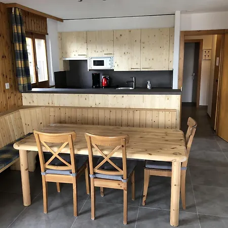 Melezes R 020 - Next To The Slopes 8 Pers Veysonnaz